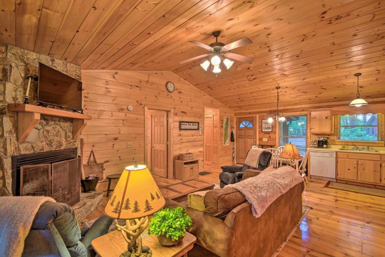Pinot And Pine Chic Log Cabin About 5 Mi To Blue Ridge Bagian luar foto
